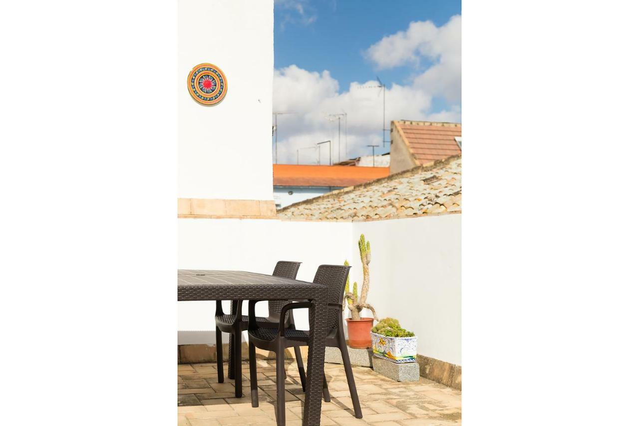 Veoapartment Pedro Miguel Севилья Экстерьер фото